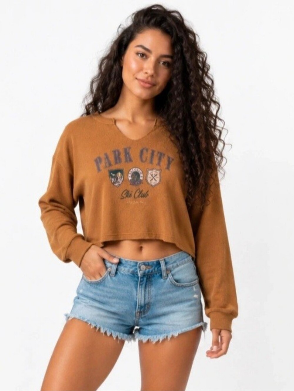 Social Scene Park City Ski Club Graphic Cropped Thermal Top Large